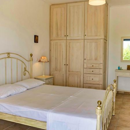 Villa Seaview Daisy House In Zakynthos Island à Vasilikí Extérieur photo