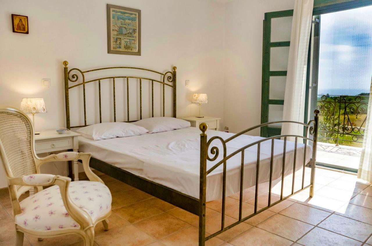 Villa Seaview Daisy House In Zakynthos Island à Vasilikí Extérieur photo